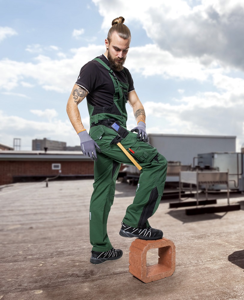 Pánské pracovní kalhoty s laclem ARDON® VISION - zelená,